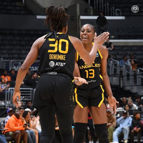 Nneka Ogwumike has 27 points, leads Sparks over Storm 92-85